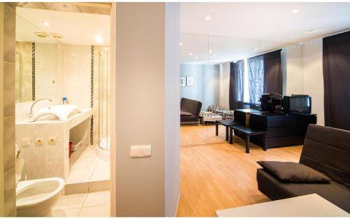 Old Town Kanonia Hostel & Apartments, Warsaw
