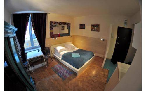 Old Town Kanonia Hostel & Apartments, Warsaw