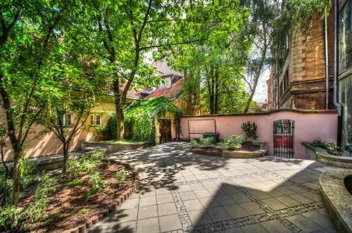 Old Town Kanonia Hostel & Apartments, Warsaw
